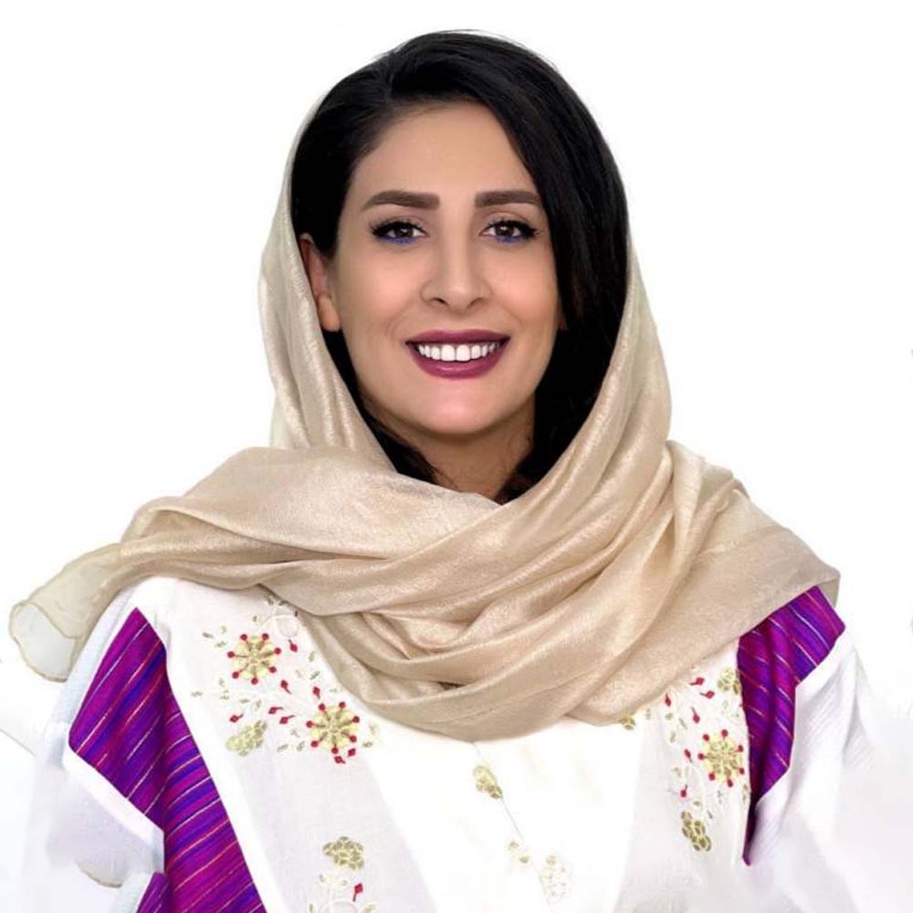 رتبه 1 : شیما وفایی بهترین میکاپ آرتیست ایران