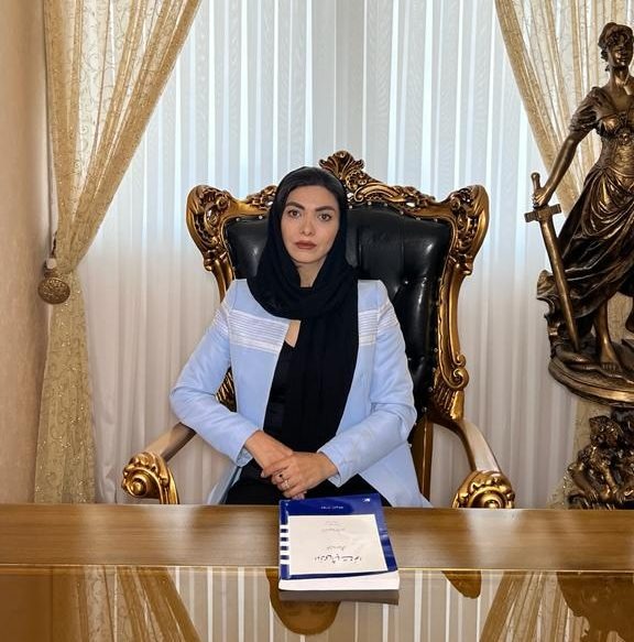 آذین طالبی وکیل تهران