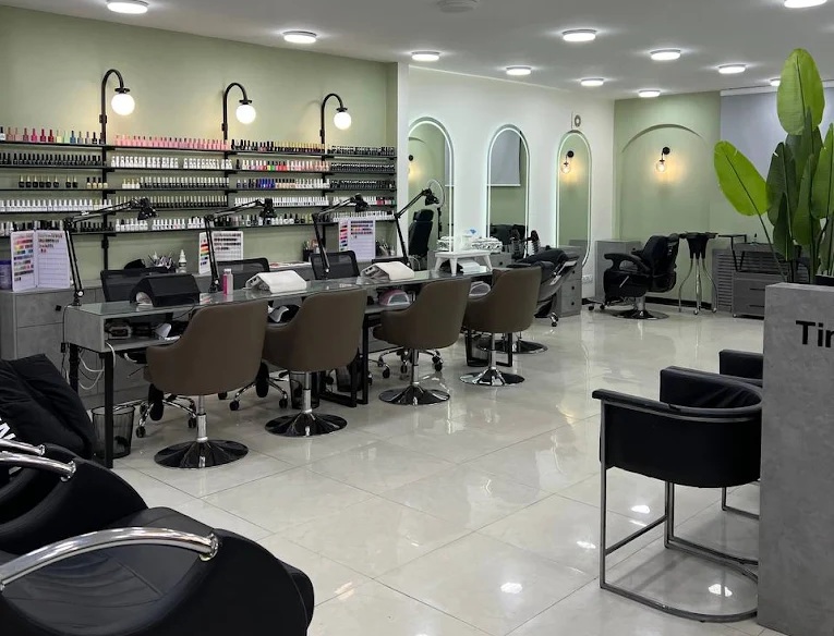 سالن زیبایی اندیشه